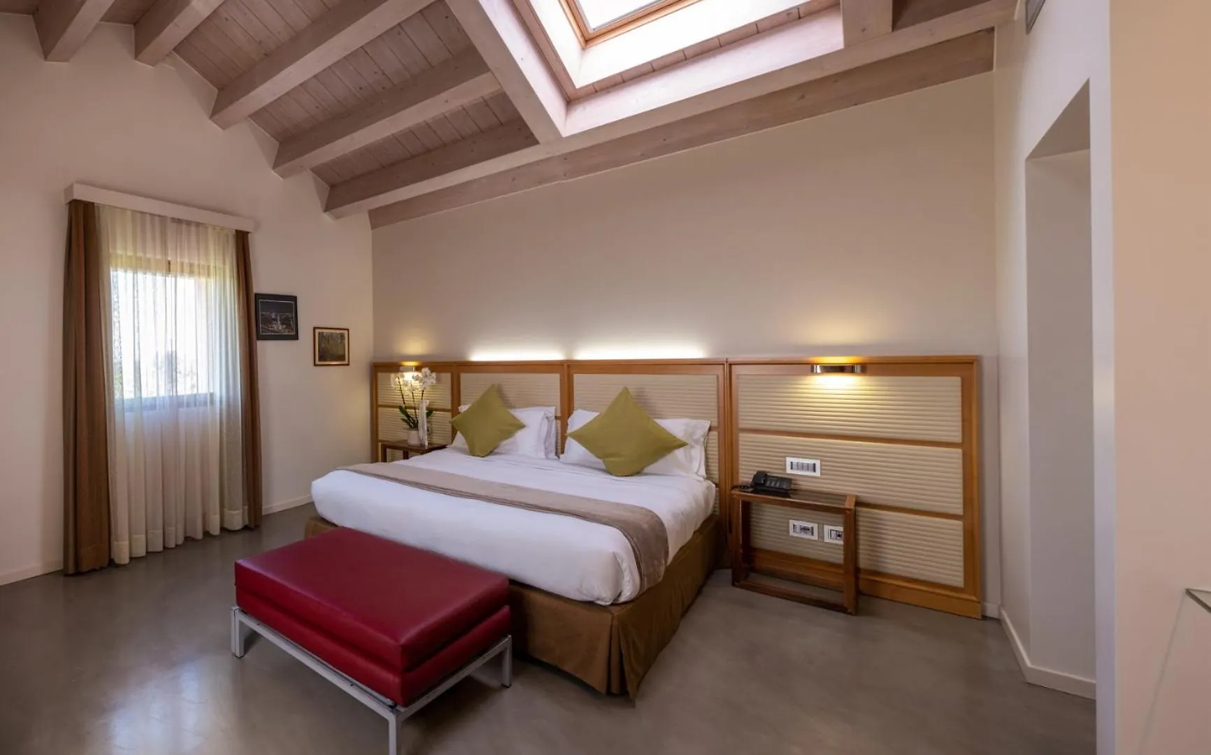 The Ziba Hotel & Spa Peschiera del Garda