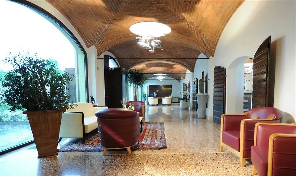 The Ziba Hotel & Spa Peschiera del Garda 4*,