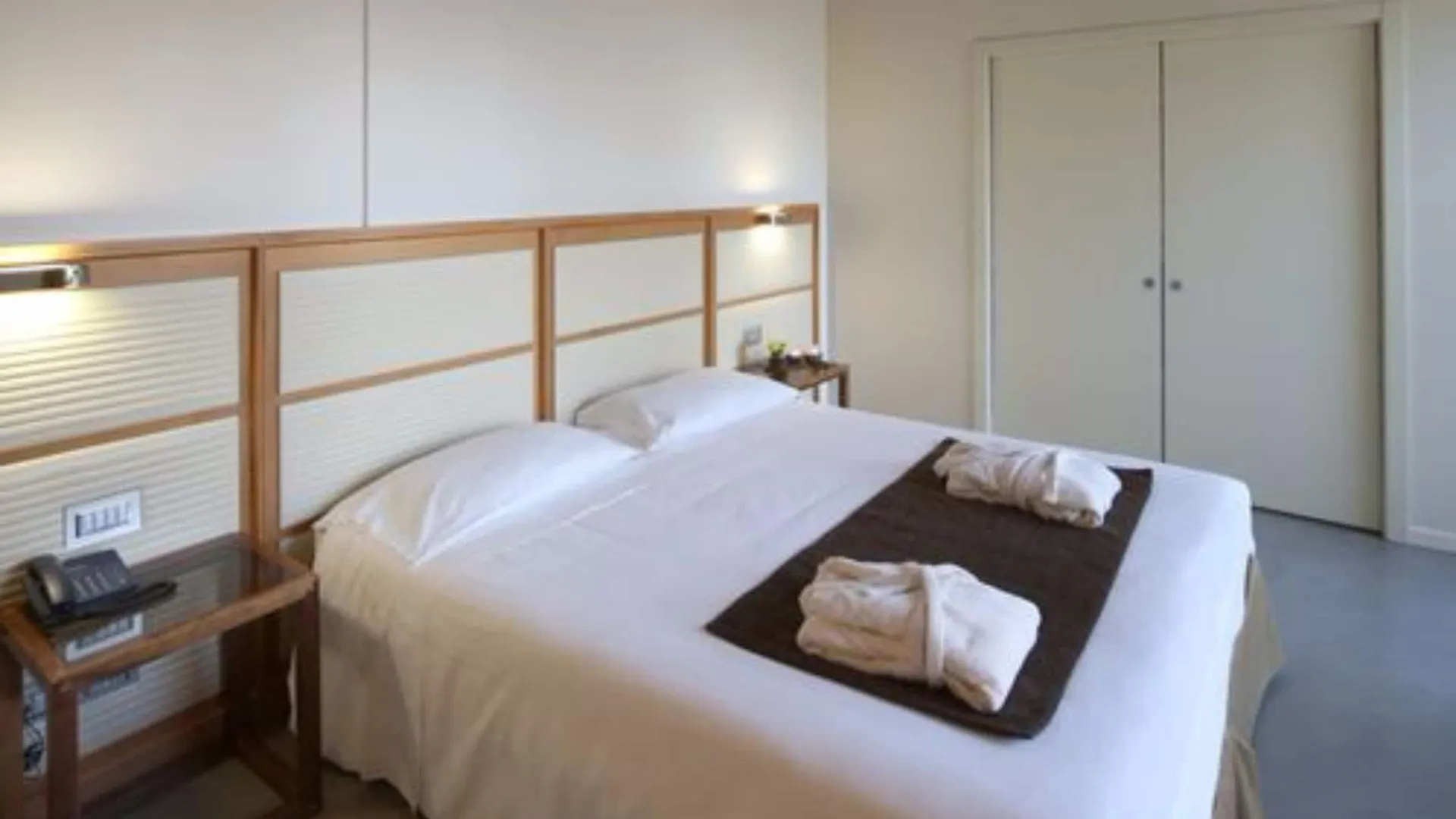 The Ziba Hotel&Spa Peschiera del Garda