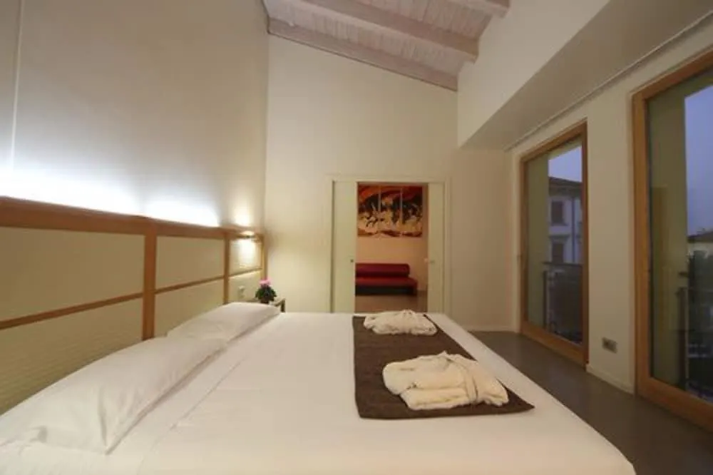 פסקיארה דל גארדה The Ziba Hotel & Spa  פסקיארה דל גארדה